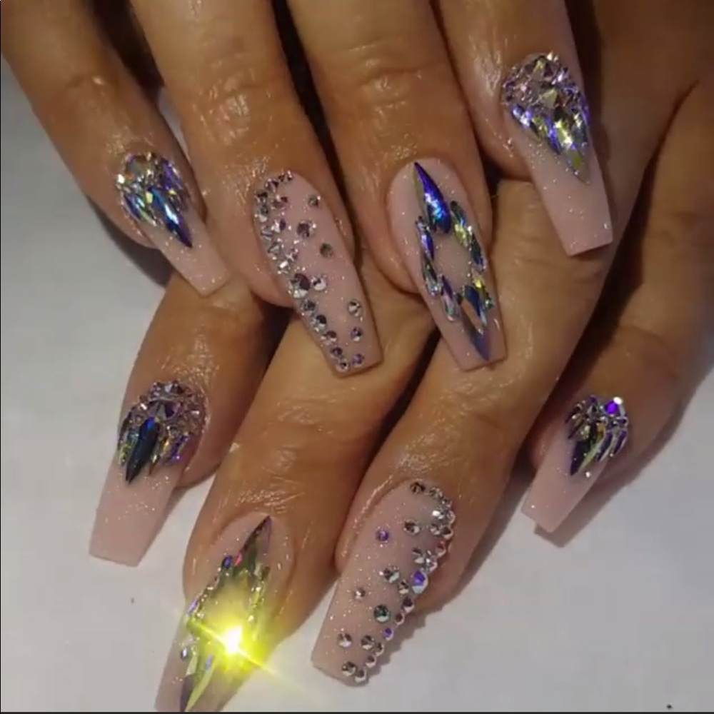 Meet your Posher, Hagirah